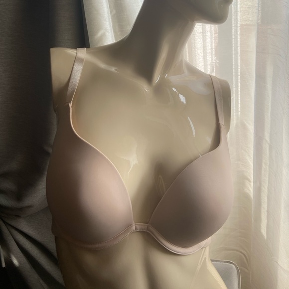 38C convertible undies.com beige nude T-shirt bra - Picture 2 of 12
